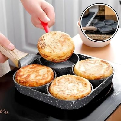 poele-a-pancakes-preparation-pour-quatre-personnes-en-meme-temps