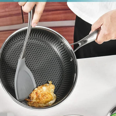 sauteuse-cuisine-anti-adhesive-ne-colle-pas