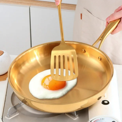 poele-inox-18-10-ne-colle-pas-les-aliments