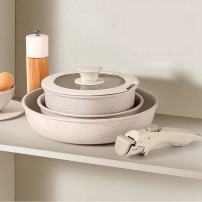 batterie-de-cuisine-gaint-de-place-dans-vos-placards