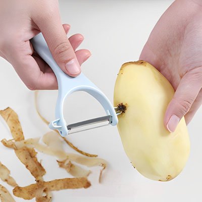 Eplucheur épluchage pomme de terre 