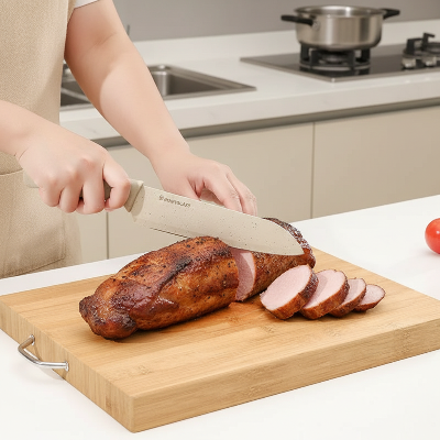 Planche à découper bambou avec filet de porc