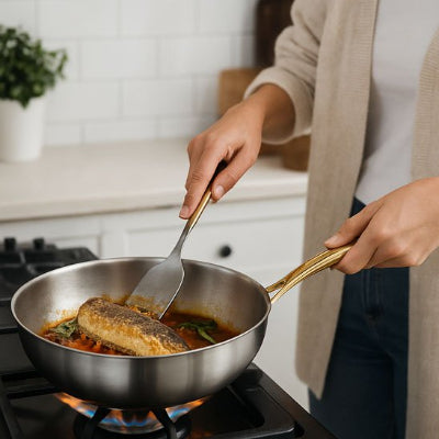 Poele inox cuisson poisson sur gaz