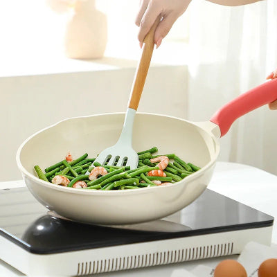 poele en ceramique pour induction avec couvercle et autres plaques de cuisson
