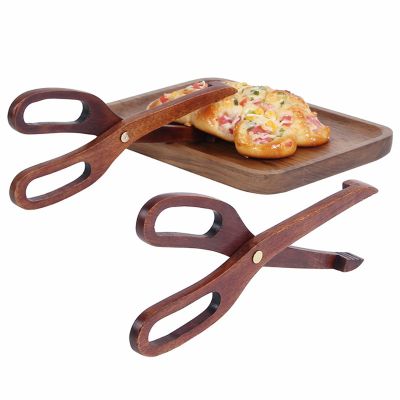ustensiles-de-cuisine-en-bois-ciseaux-pinces